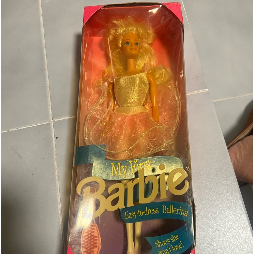 1992 My First Barbie easy to dress ballerina